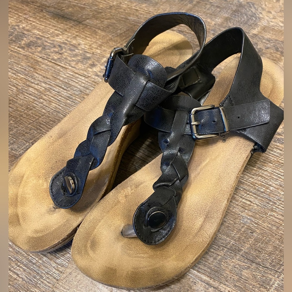 Black wedge sandals
